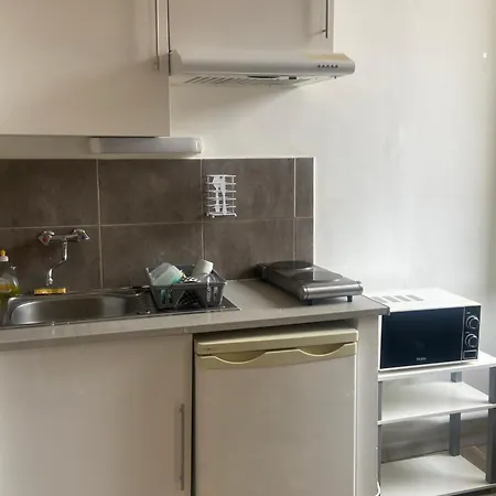 Hostel Leo Nizza